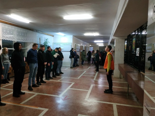 Зарядка с чемпионом прошла в ИАЭ ЮУрГАУ