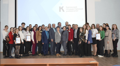 Студенты ИАЭ приняли участие в конкурсе на лучшую научную работу в УрФО (Для лиц старше 06 лет)