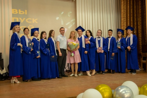 Выпускникам Института агроэкологии вручили дипломы