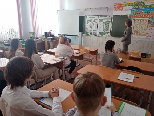 Преподаватель ЮУрГАУ провела мастер-класс для учащихся Южноуральска