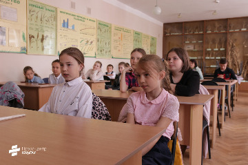 28Преподаватели ЮУрГАУ  рассказывают школьникам о науке.jpeg