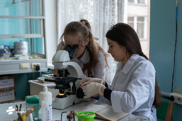 10Преподаватели ЮУрГАУ  рассказывают школьникам о науке.jpeg