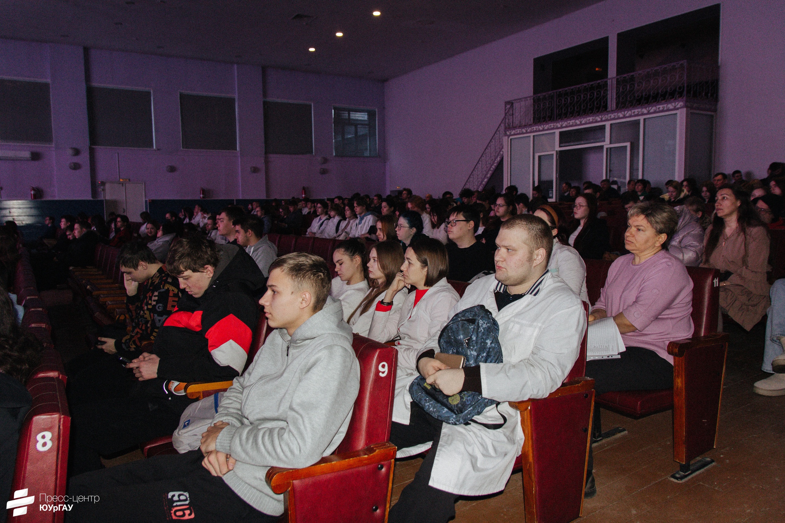 YVc-zEWJRys.jpg