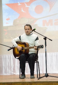 концерт в ИАЭ ко Дню Победы (14).jpg