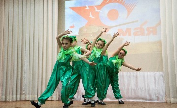 концерт в ИАЭ ко Дню Победы (13).jpg
