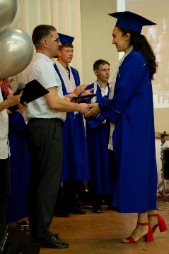 выпускной иаэ 2022 (32).jpg