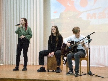 концерт в ИАЭ ко Дню Победы (9).jpg