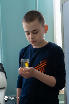 4Преподаватели ЮУрГАУ  рассказывают школьникам о науке.jpeg