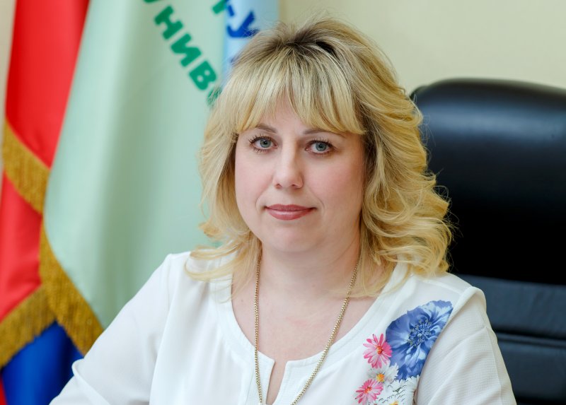 Поздравление врио ректора С.В. Черепухиной с Днем России