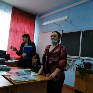 6встретились со школьниками села Нижняя Санарка .jpeg