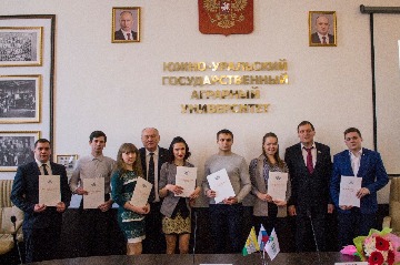 Премия Барышева 2018 1 (1).jpg
