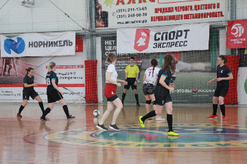 мини-футбол в ИАЭIMG_2593.JPG