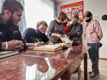 открытие библиотеки ИАЭ (2).jpg