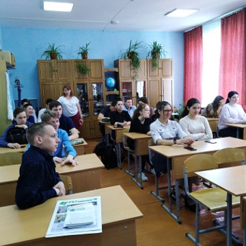 20встретились со школьниками села Нижняя Санарка .jpeg