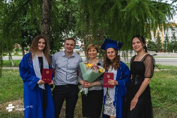 выпускной в ИАЭ часть 2 (48).jpg