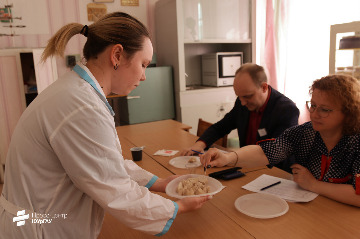 13дегустация куриного мяса в ИАЭ2022.jpeg