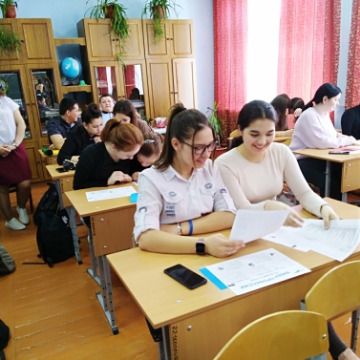 2встретились со школьниками села Нижняя Санарка .jpeg